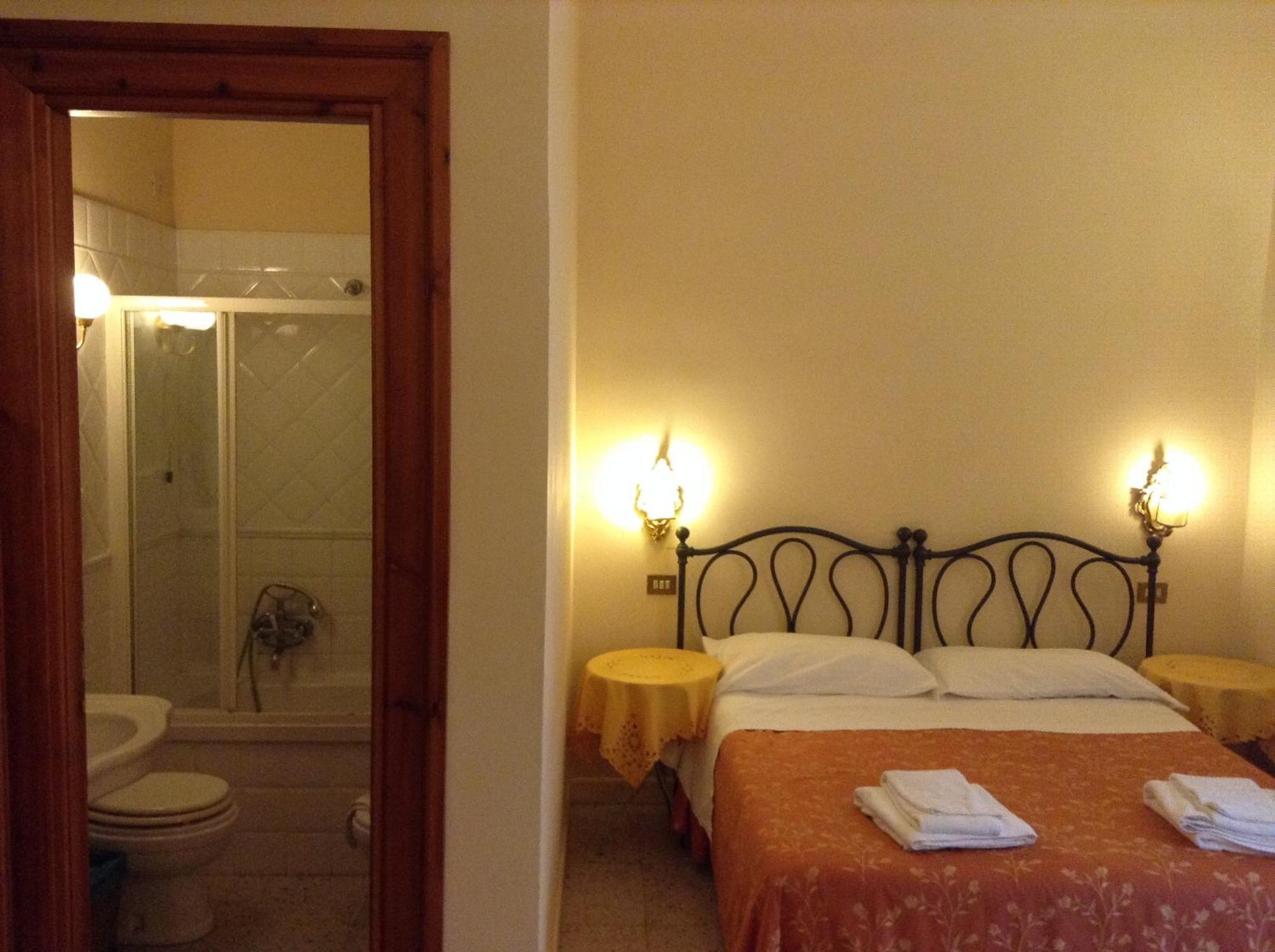 Maison De Marta Roma Quarto foto