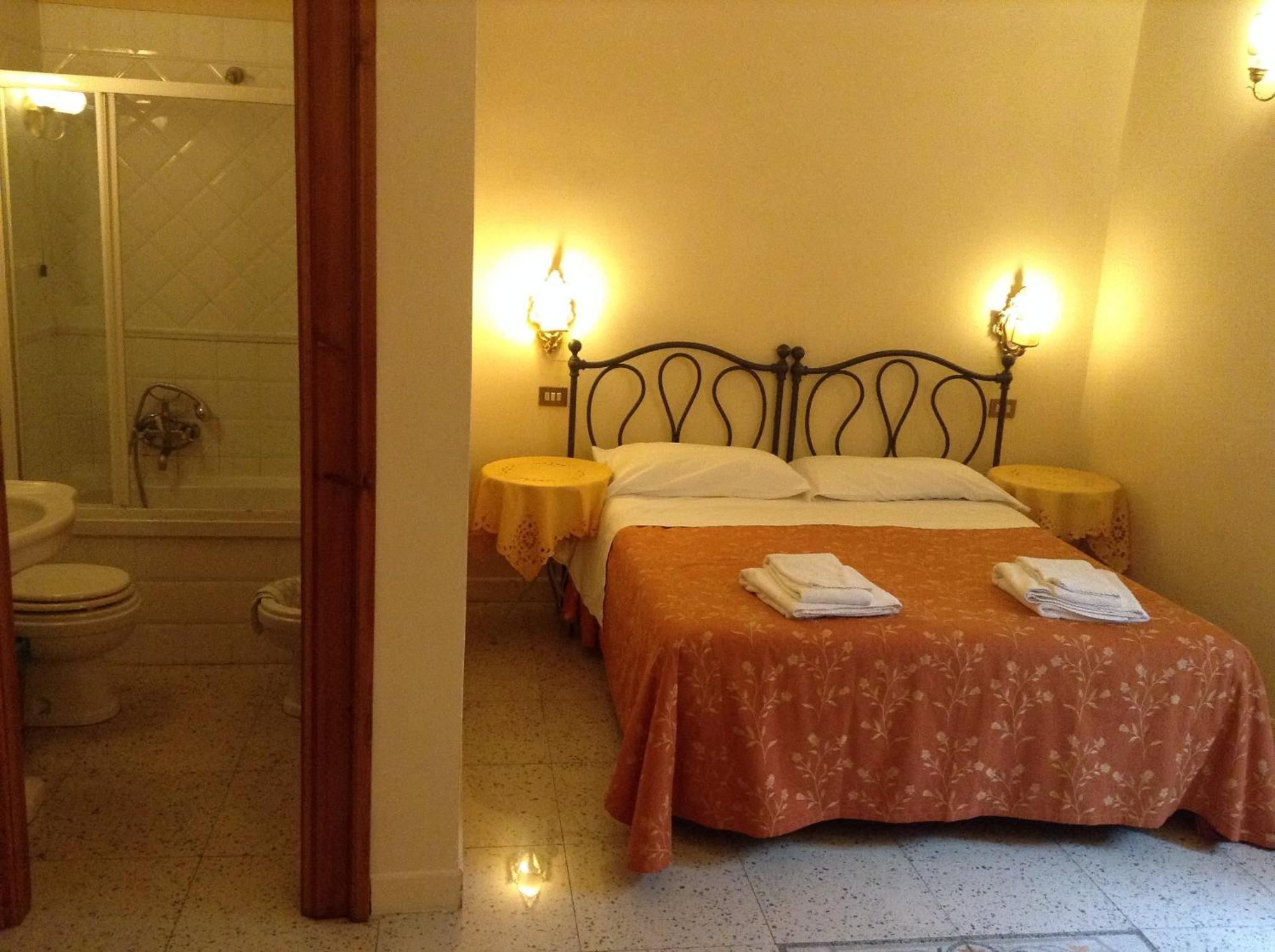 Maison De Marta Roma Quarto foto